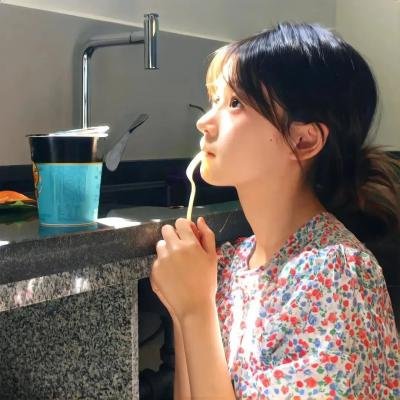 初行